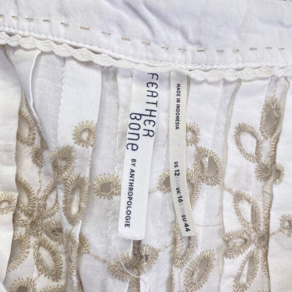 FEATHER BONE Anthropologie Medina White Eyelet Scalloped Blouse Boho Wmns Sz 12 - Picture 3 of 12